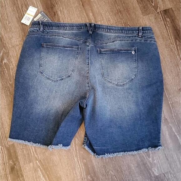 Democracy ab solution high rise retro raw hem Bermuda shorts plus size 24 new!! - Picture 7 of 9